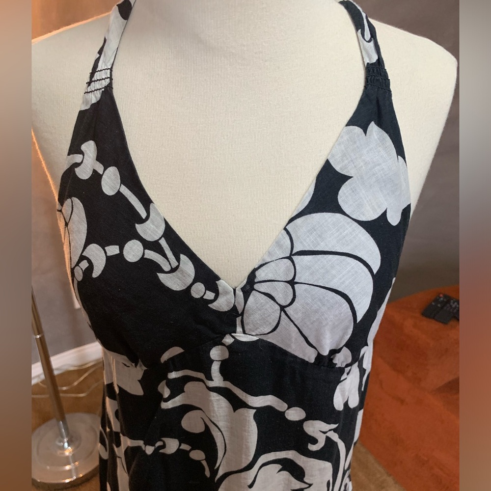 Black and White Floral Halter Maxi Dress - Picture 3 of 3